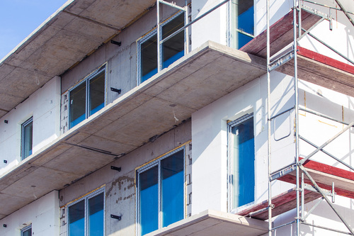 Program „Mieszkanie bez wkładu własnego” wciąż dostępny. Eksperci sprawdzili, gdzie da się kupić mieszkanie